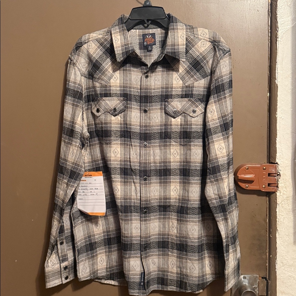MoonShine Spirit Southwestern Patterned Button-Up Shirt